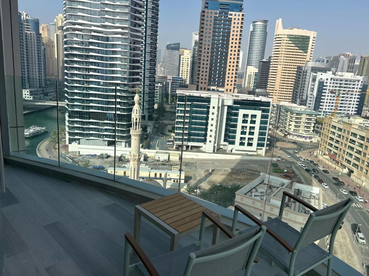 Dubai Marina Walk Gem Modern Apartments With Pool & Gym Access, Steps To Beach & Metro Managed By Sunnyhomes Phòng bức ảnh