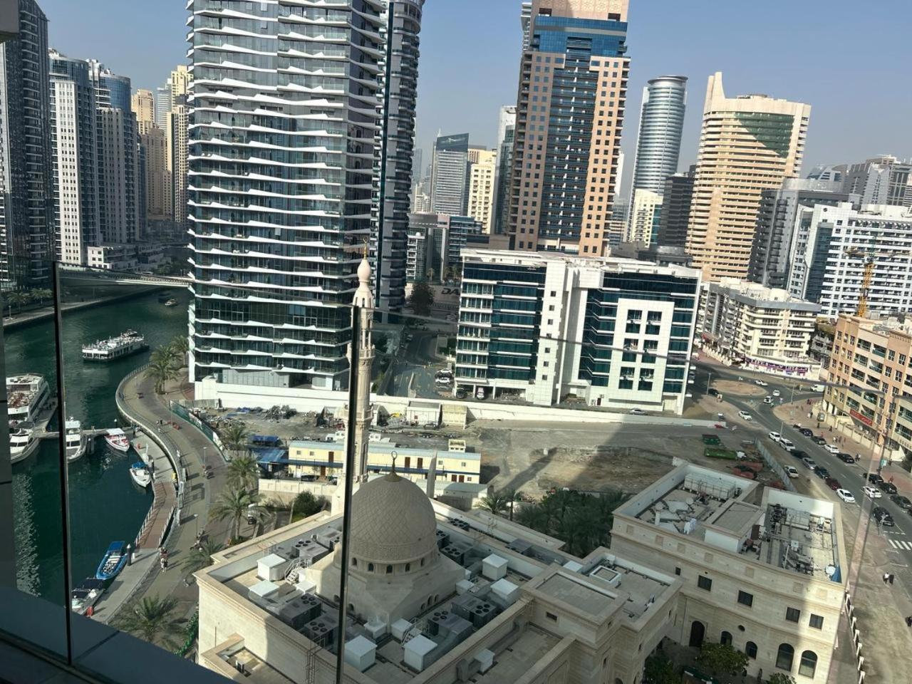 Dubai Marina Walk Gem Modern Apartments With Pool & Gym Access, Steps To Beach & Metro Managed By Sunnyhomes Phòng bức ảnh