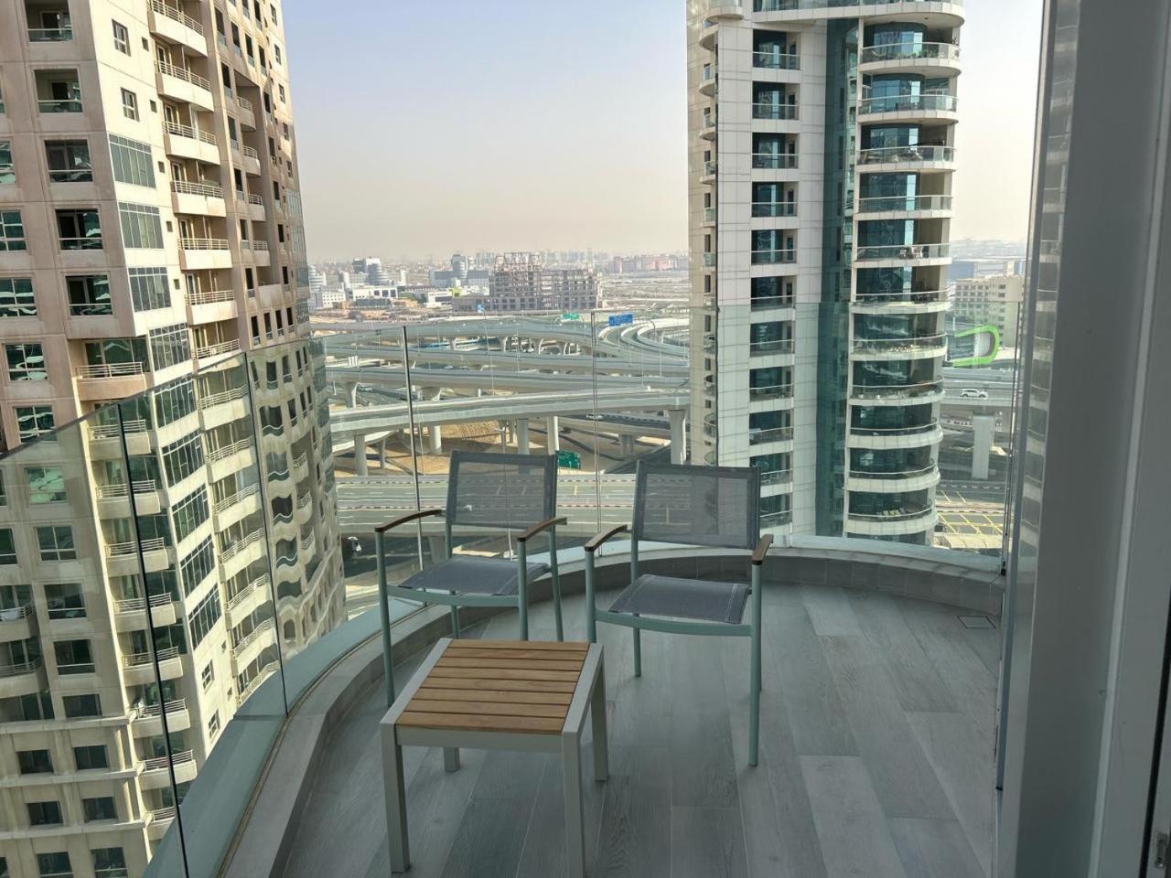 Dubai Marina Walk Gem Modern Apartments With Pool & Gym Access, Steps To Beach & Metro Managed By Sunnyhomes Ngoại thất bức ảnh